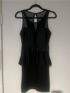 LBD with Mesh and Waist Flare - size medium